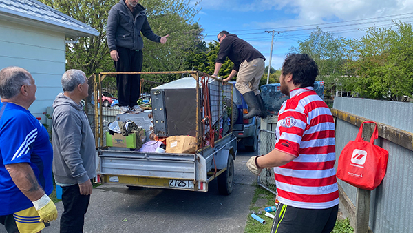 Cleaning Houses 1217