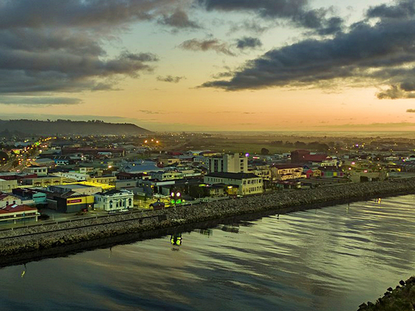 Greymouth night 600