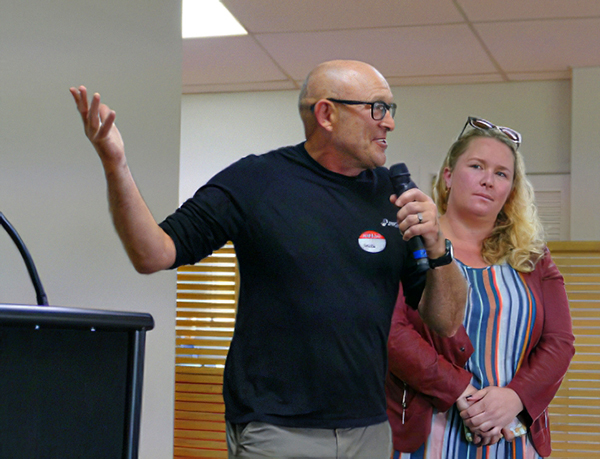 Pastor Simon and helper 600